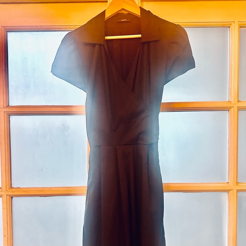 Wrap Dress. Black, Midi length. Capped Sleeve. Cotton Blend. Classic. LBD - Picture 6 of 11